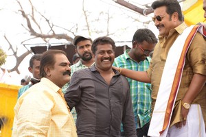 Chuttalabbayi New Working Photos